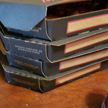 Mazzio's Pizza - a stack of pizza boxes - Pizza Near Me - Tulsa, Oklahoma Mazzio's Pizza - a stack of pizza boxes - Pizza Near Me - Tulsa, Oklahoma