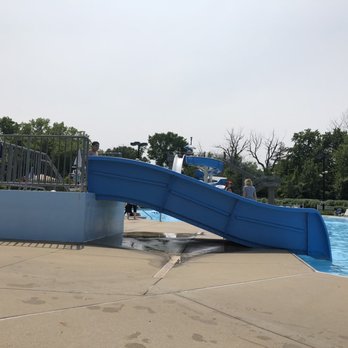 Hidden Creek Aqua Park - Slide for little ones - Water Parks Near Me - Highland Park, Illinois Hidden Creek Aqua Park - Slide for little ones - Water Parks Near Me - Highland Park, Illinois