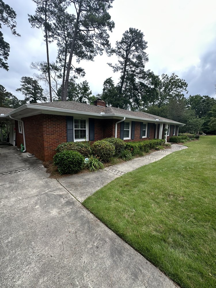 Slide of Lovelace Roofing
