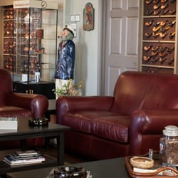 Low Country Pipe and Cigar