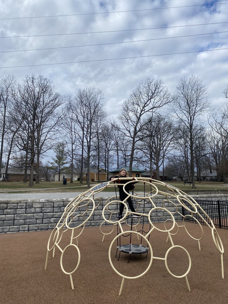 Lindsey duvall park Logo
