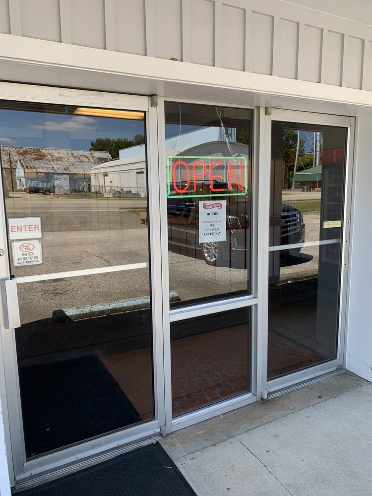 HOUSTON’S PEANUTS Updated October 2024 86 Third St, Dublin, North