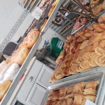 Donut Petit - Donuts Near Me - Alameda, California Donut Petit - Donuts Near Me - Alameda, California