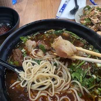 Noodle Pot - A big piece of tendon - Chinese Near Me - Las Vegas, Nevada Noodle Pot - A big piece of tendon - Chinese Near Me - Las Vegas, Nevada
