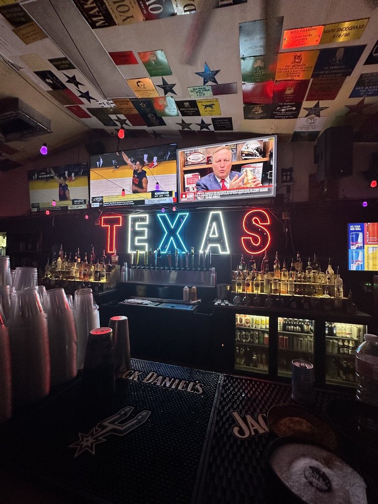 Social spots from Hills & Dales Ice House