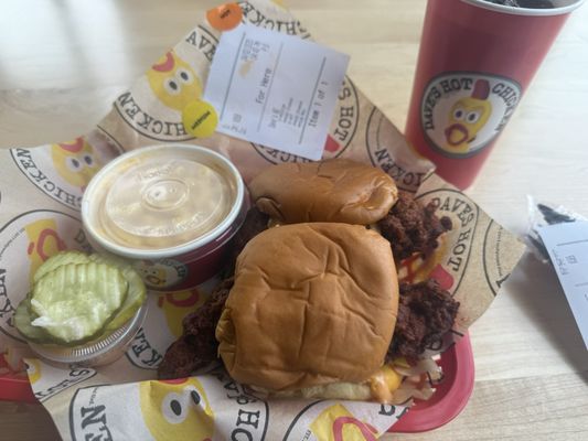 Dave's Hot Chicken by null