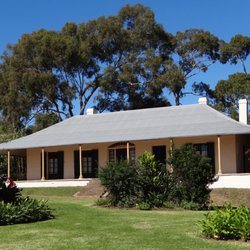 Experiment Farm Cottage - Front view of 1800s bungalow Experiment Farm cottage, Harris Park