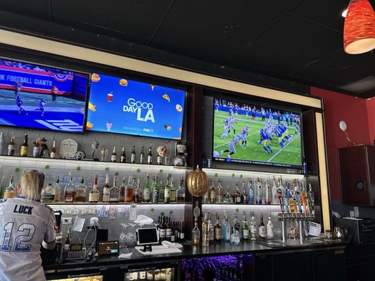 Paragon Bar and Grill by null