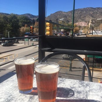 Rooftop Tavern - Pubs Near Me - Morrison, Colorado