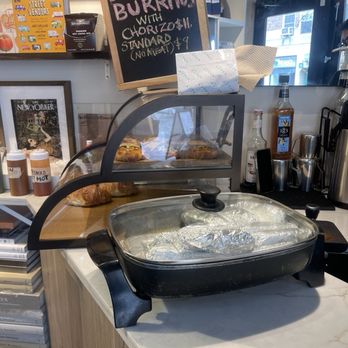 Casa Magazines - There's a little cafe in the back corner with coffees and breakfast burritos - Newspapers & Magazines Near Me - New York, New York Casa Magazines - There's a little cafe in the back corner with coffees and breakfast burritos - Newspapers & Magazines Near Me - New York, New York