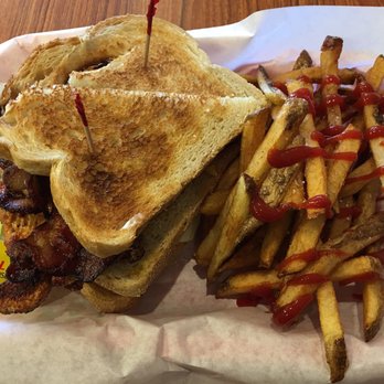 Munch Box - Chicken club sandwich with fries - Breakfast & Brunch Near Me - Henderson, Nevada Munch Box - Chicken club sandwich with fries - Breakfast & Brunch Near Me - Henderson, Nevada
