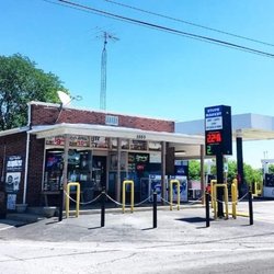 Stups Market - Stups Market as seen from Mountville Road. Parking can be found near the back of the store.
