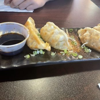 Naruto 88 Bistro - Chicken gyoza - Sushi Bars Near Me - Miami, Florida Naruto 88 Bistro - Chicken gyoza - Sushi Bars Near Me - Miami, Florida