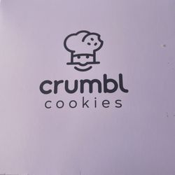 Crumbl - Pismo Beach - The pink box