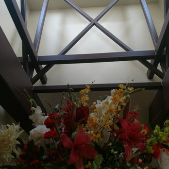 St Matthew's Episcopal Church - This arrangement was breathtaking. I wish I had a better picture. Will try again next week. - Churches Near Me - Madison, Alabama St Matthew's Episcopal Church - This arrangement was breathtaking. I wish I had a better picture. Will try again next week. - Churches Near Me - Madison, Alabama