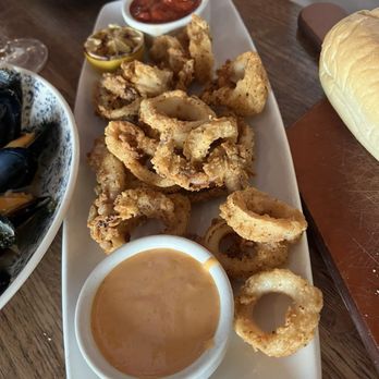 Bella Napoli - Crispy calamari - Italian Near Me - Schaumburg, Illinois Bella Napoli - Crispy calamari - Italian Near Me - Schaumburg, Illinois