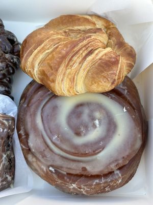 World's Fare Donuts by null