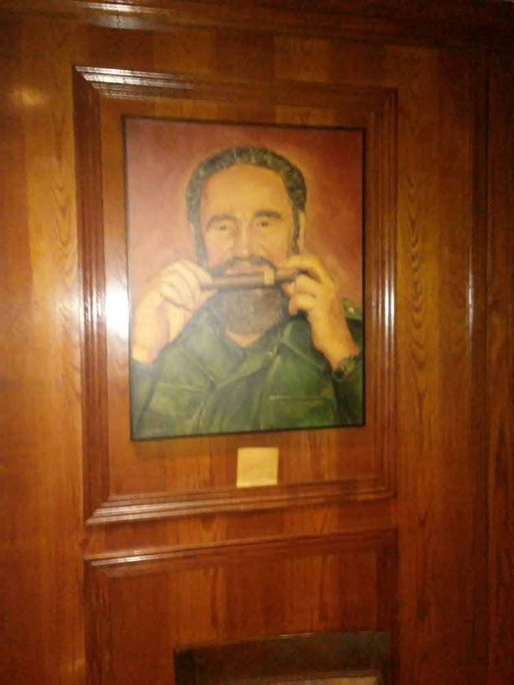 Social spots from La Casa De La Habana