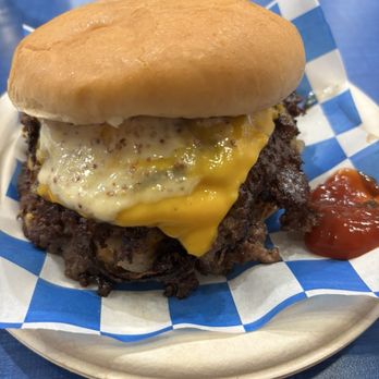 Goldburger - Goldburger - Burgers Near Me - Los Angeles, California