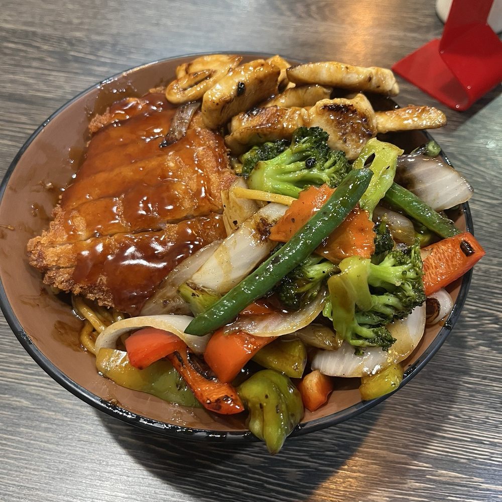 Tokyo Teppan Cafe - Large Express Bowl - Japanese Near Me - Orlando, Florida Tokyo Teppan Cafe - Large Express Bowl - Japanese Near Me - Orlando, Florida