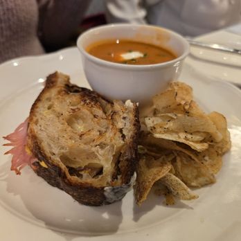 Beacon Hill Books & Cafe - Bookstores Near Me - Boston, Massachusetts