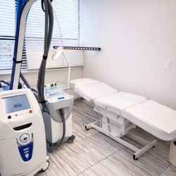 Bagardi Laser Center