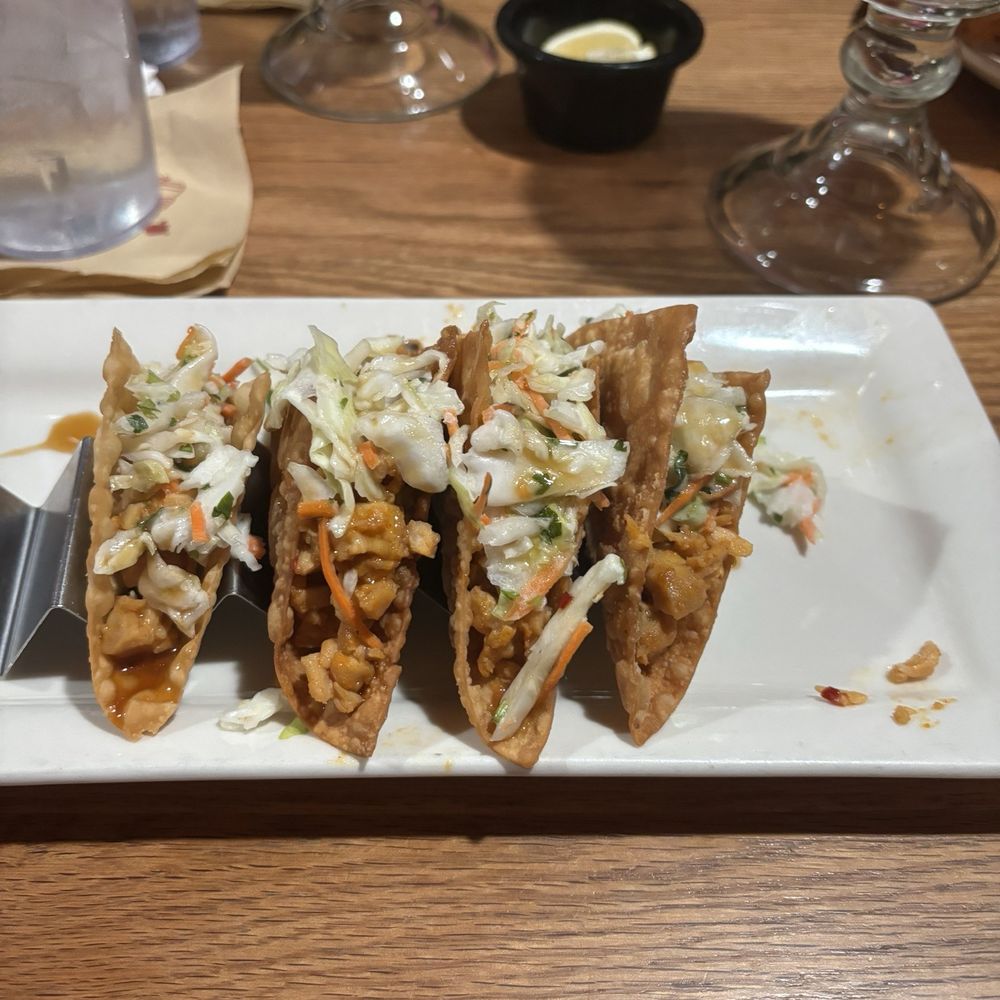 Chicken Won Ton Tacos. Delicious!