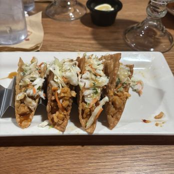 Applebee's Grill + Bar - Chicken Won Ton Tacos. Delicious! - American Near Me - Beaumont, California