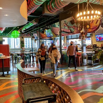 Utopian Tailgate - Lounges Near Me - Chicago, Illinois