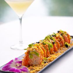 Novu Fusion - Best sushi in Doral and Miami.
NOVU Fusion blends sushi, burgers, picanha & Mediterranean flavors. Top restaurant in Doral for food lovers.