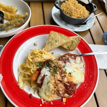 Rusty Bucket Restaurant and Tavern - Chicken Parmesan - American Near Me - Columbus, Ohio