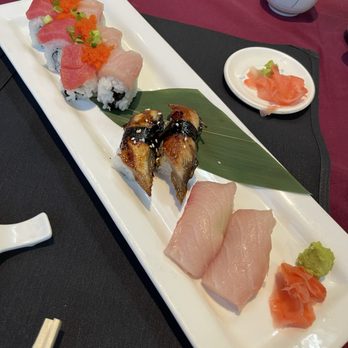 Shige Express - Kohaka roll (top), unagi nigiri (middle), yellowtail nigiri (bottom) - Sushi Bars Near Me - Meridian, Idaho Shige Express - Kohaka roll (top), unagi nigiri (middle), yellowtail nigiri (bottom) - Sushi Bars Near Me - Meridian, Idaho