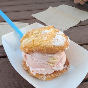 The Baked Bear - An ice cream sandwich - Bakeries Near Me - San Diego, California The Baked Bear - An ice cream sandwich - Bakeries Near Me - San Diego, California