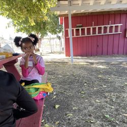 Loma Vista Farm - Picnic tables for lunch .