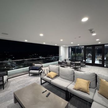 TownePlace Suites - Lounge area at night - Hotels Near Me - San Jose, California TownePlace Suites - Lounge area at night - Hotels Near Me - San Jose, California