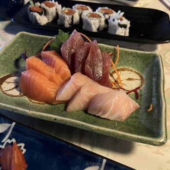 M Sushi - Hamachi, salmon, ahi sashimi with spicy ahi roll - Sushi Bars Near Me - Wailuku, Hawaii M Sushi - Hamachi, salmon, ahi sashimi with spicy ahi roll - Sushi Bars Near Me - Wailuku, Hawaii