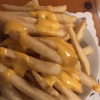 Brennan & Carr - Cheese fries - American Near Me - Brooklyn, New York