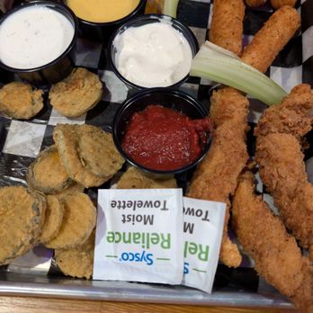 Dick’s Last Resort - The starter platter. All good stuff - Bars Near Me - Orlando, Florida Dick’s Last Resort - The starter platter. All good stuff - Bars Near Me - Orlando, Florida