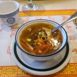 Noble Palace II - Hot and sour (spicy) soup