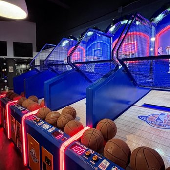 Cidercade Austin - NBA Game Time - Pizza Near Me - Austin, Texas