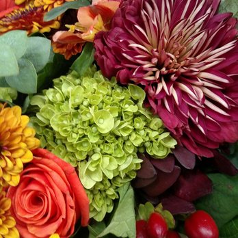 Costco Wholesale - Bright fall colors that put me in the mood for a pumpkin spice latte .. - Wholesale Stores Near Me - Strongsville, Ohio Costco Wholesale - Bright fall colors that put me in the mood for a pumpkin spice latte .. - Wholesale Stores Near Me - Strongsville, Ohio