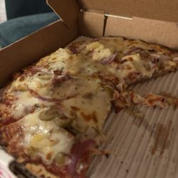 Gluten free pizza - so good.