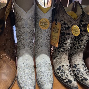 Wild Bill's Western Store - Shoe Stores Near Me - Dallas, Texas Wild Bill's Western Store - Shoe Stores Near Me - Dallas, Texas