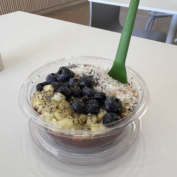 Pure Green - Açaí bowl my husband ordered - Juice Bars & Smoothies Near Me - Columbia, Maryland