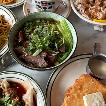 Liu’s Cafe - Cafes Near Me - Los Angeles, California