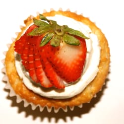 Peace, Love & Cupcakes