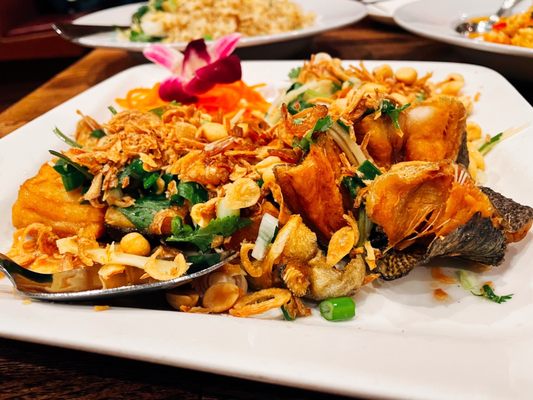 Pin Kaow Thai Restaurant Eastern by null
