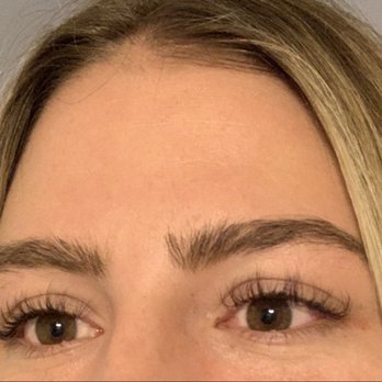 Beautybybree - Classic set - Eyelash Service Near Me