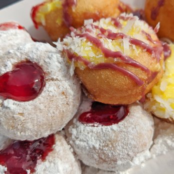 Kookamunga’s - Jelly belly donuts and customized lemon coconut ones - Donuts Near Me - Ocean Shores, Washington