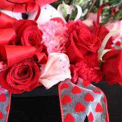 Chloe's Flowers - Vibrant red roses